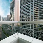 5 Min Dubai Mall & Fountain - Partly Burj Khalifa View - Swimingpool - Business Bay
