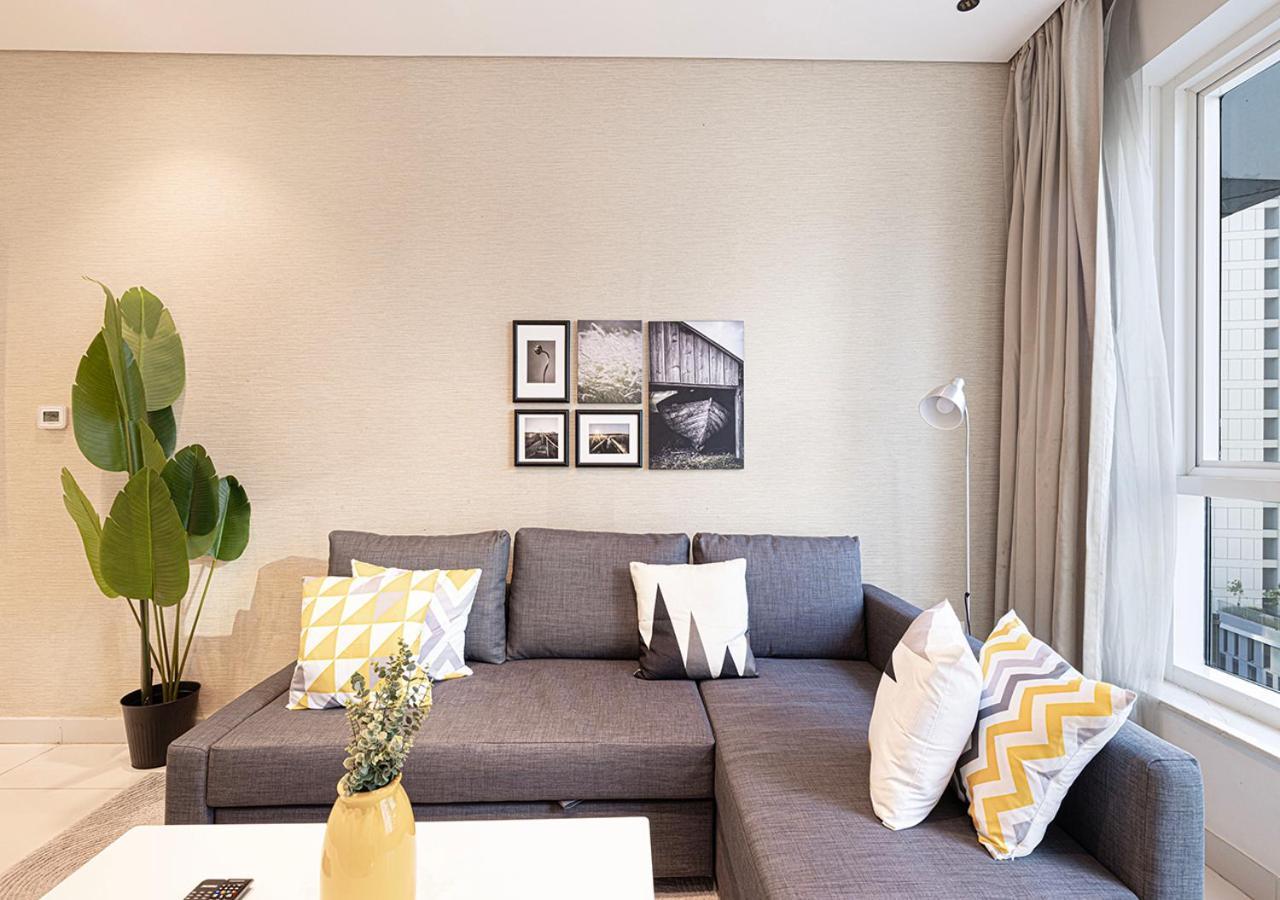 5 Min Mall & Fountain - Partly Burj Khalifa View - Swimingpool - Business Bay *